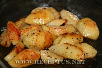 Картофель запеченный дольками в духовке